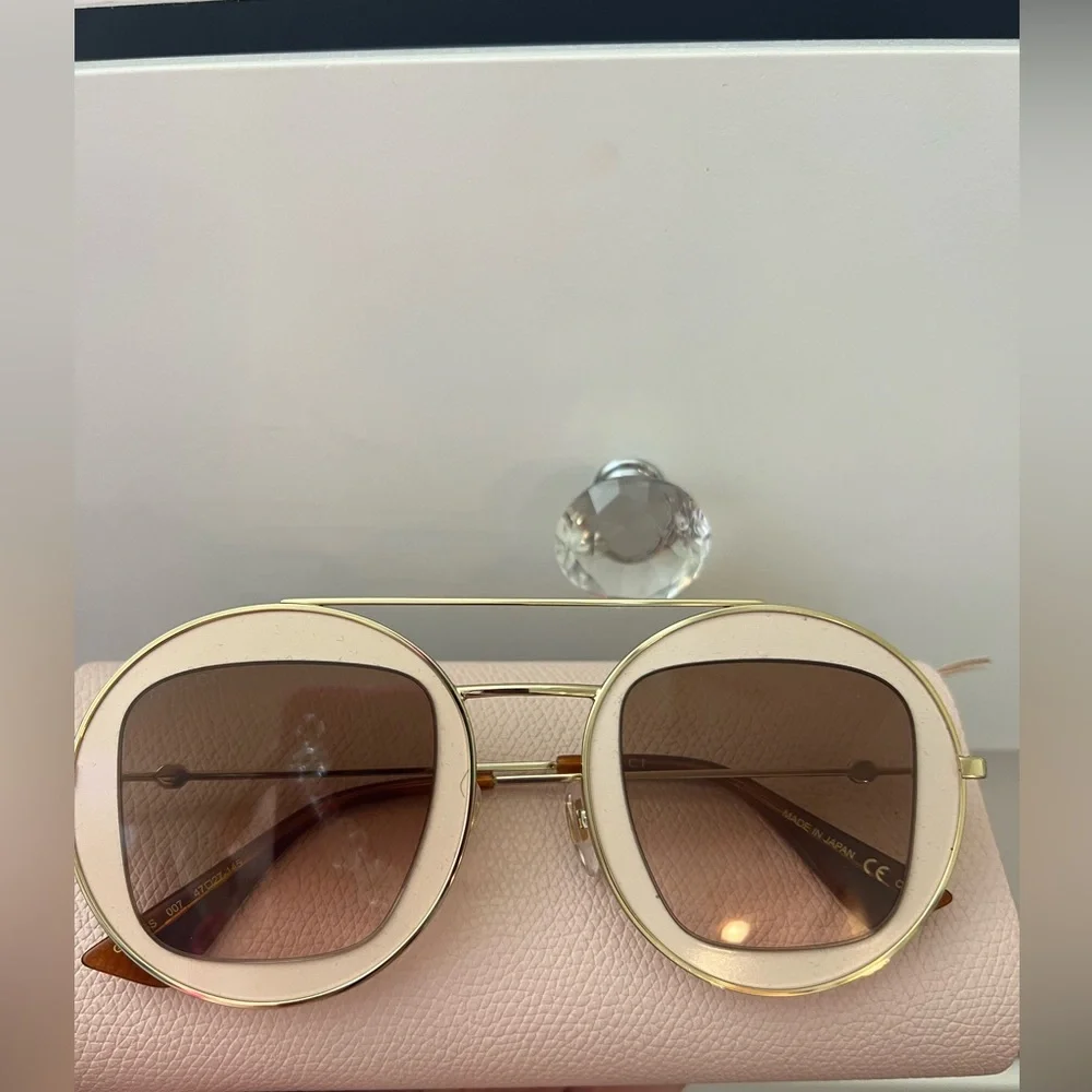 Gucci Sunglasses - Picture 1 of 5